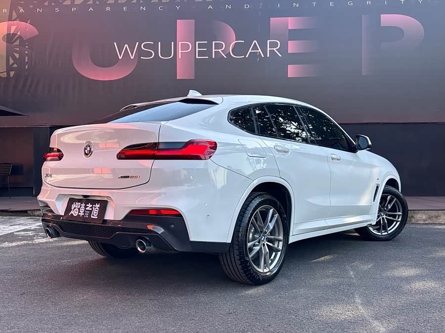 BMW X4 2019 صورة سيارة #37