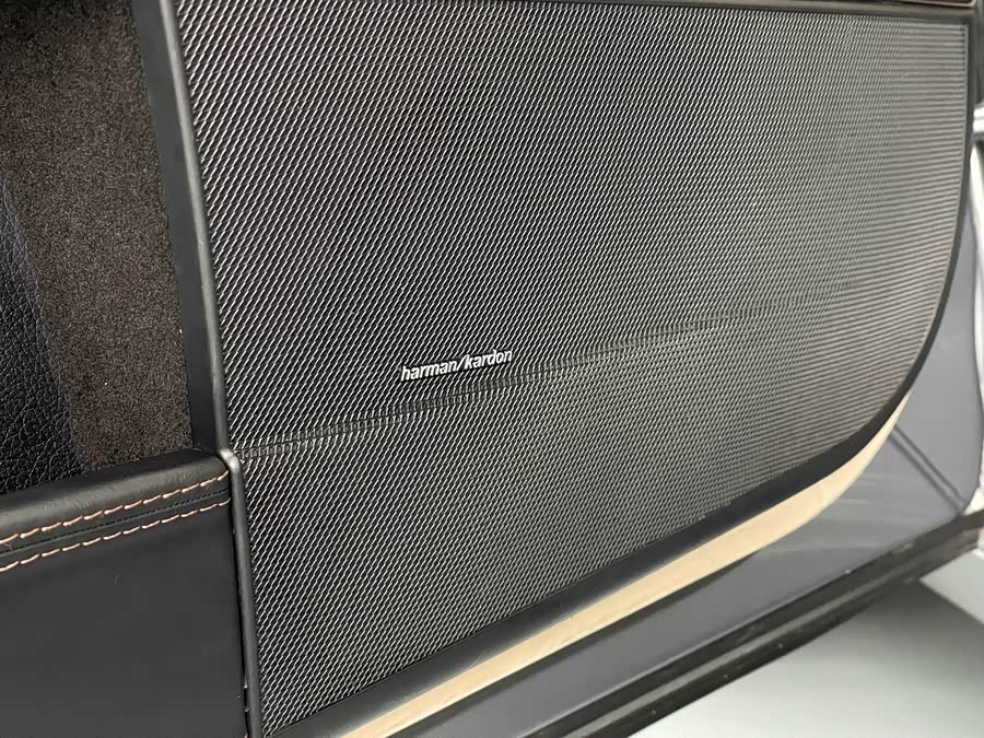 Mercedes-Benz S Class 2015 immagine di auto #37