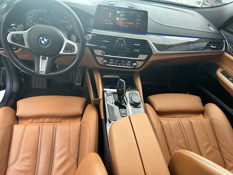 BMW 6 Series 2020 car image #37