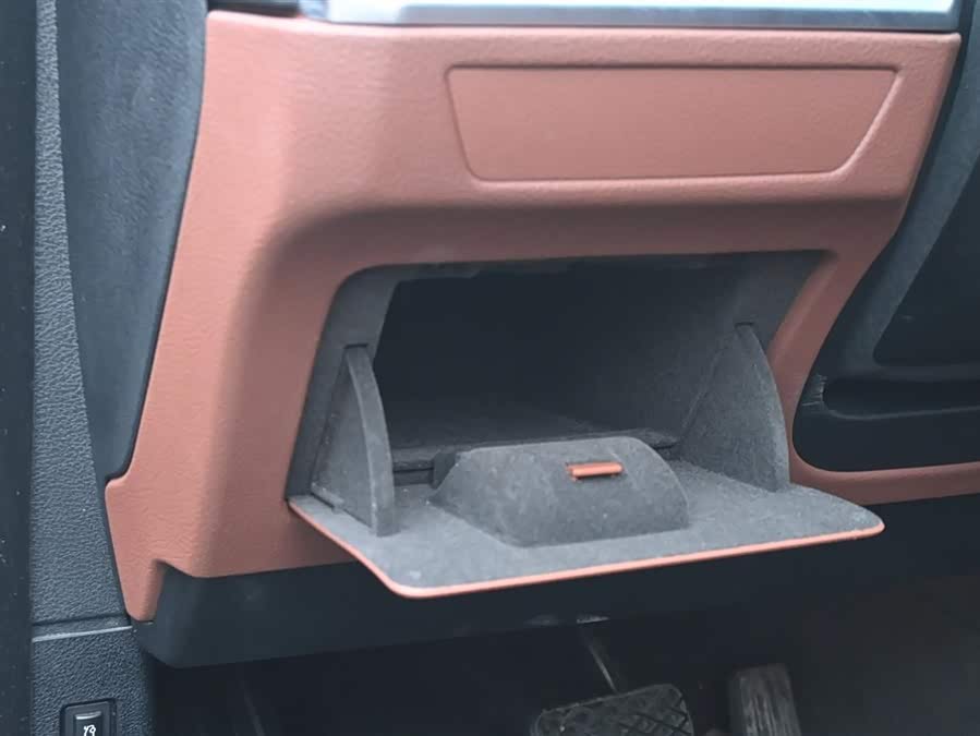 BMW 5 Series GT 2016 #37 BMW 5 Series GT 2016 صورة سيارة #37