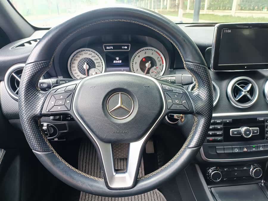 Mercedes-Benz A Class (Imported) 2014 #37 Mercedes-Benz A Class (Imported) 2014 car image #37