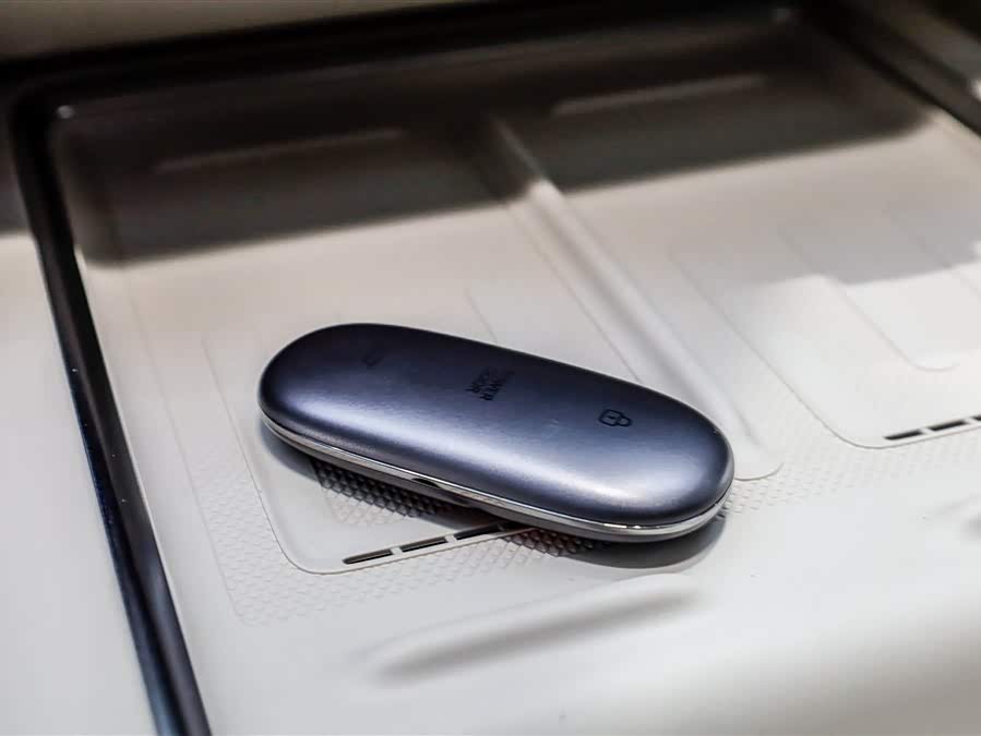 理想汽车 理想MEGA 2024 汽车图片 #37