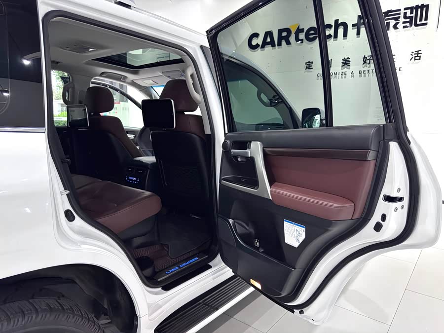 Toyota 2018 car image #37