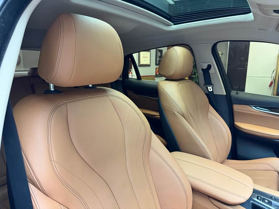 BMW X6 2016 car image #37