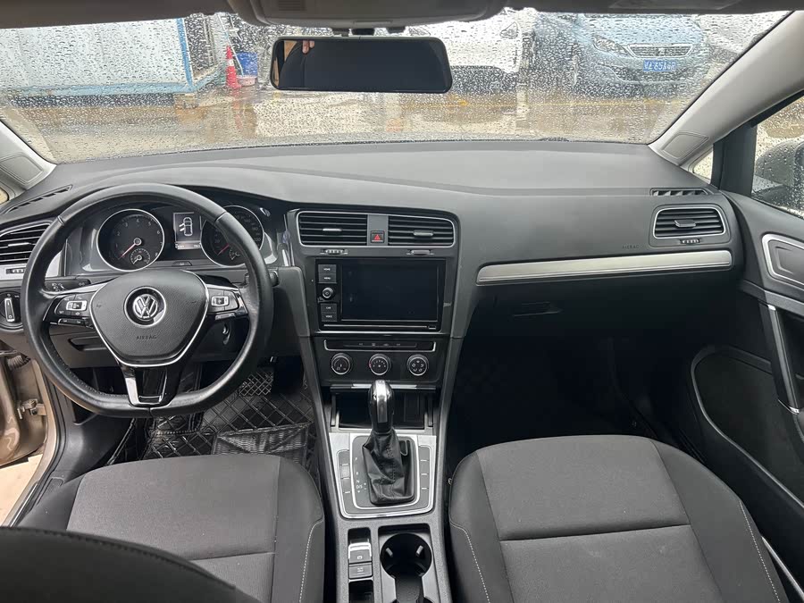 Volkswagen Golf 2019 #37 Volkswagen Golf 2019 car image #37