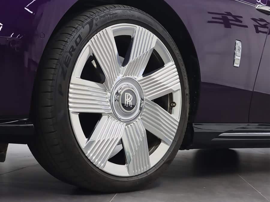 Rolls-Royce Spectre 2023 immagine di auto #37