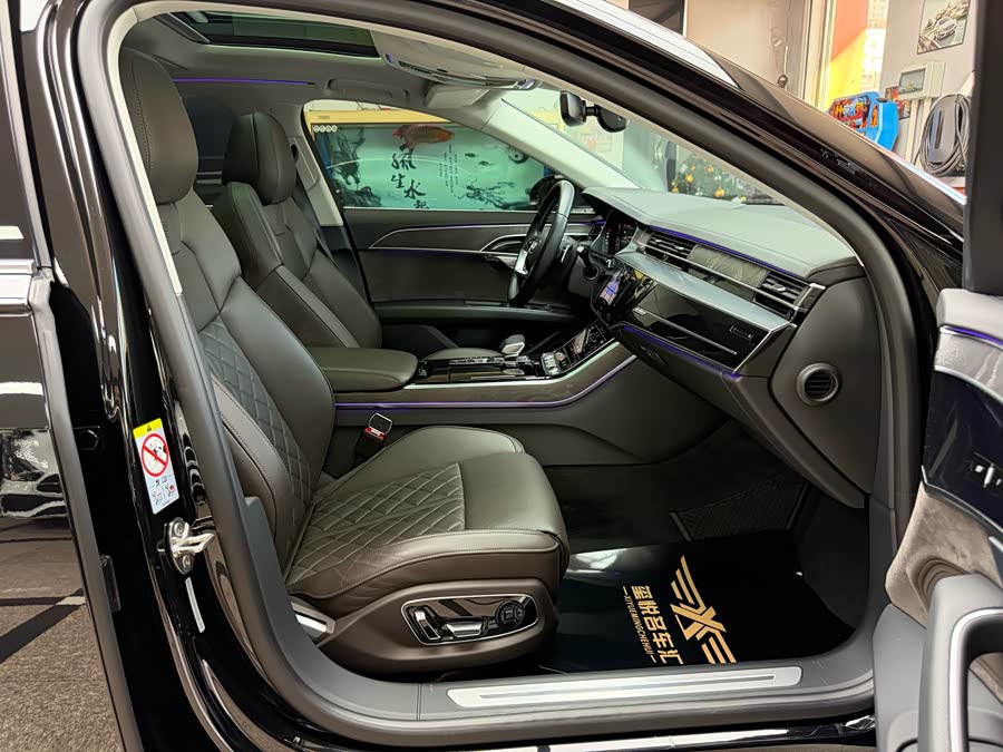 Audi A8 2021 imagem de carro #37