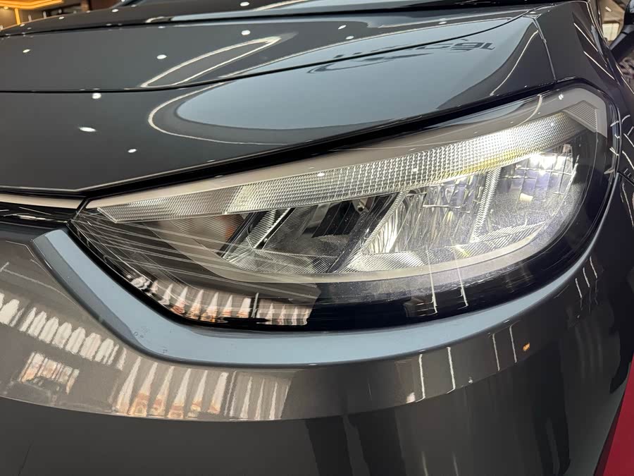 Volkswagen ID.3 2024 car image #37