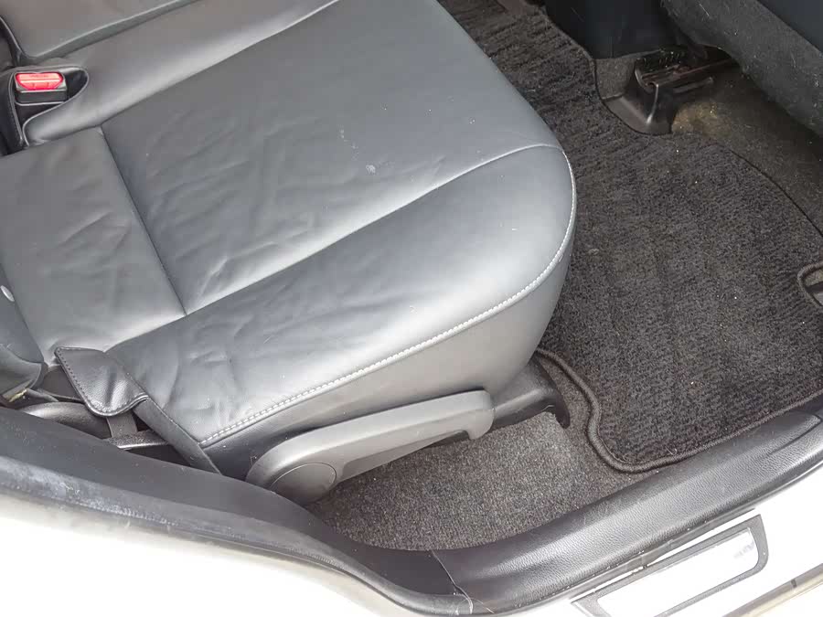 Toyota RAV4 2015 car image #37