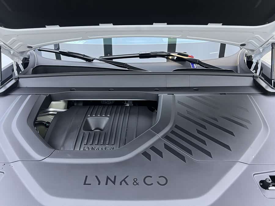 Lynk & Co 900 2025 #37 Lynk & Co 900 2025 car image #37