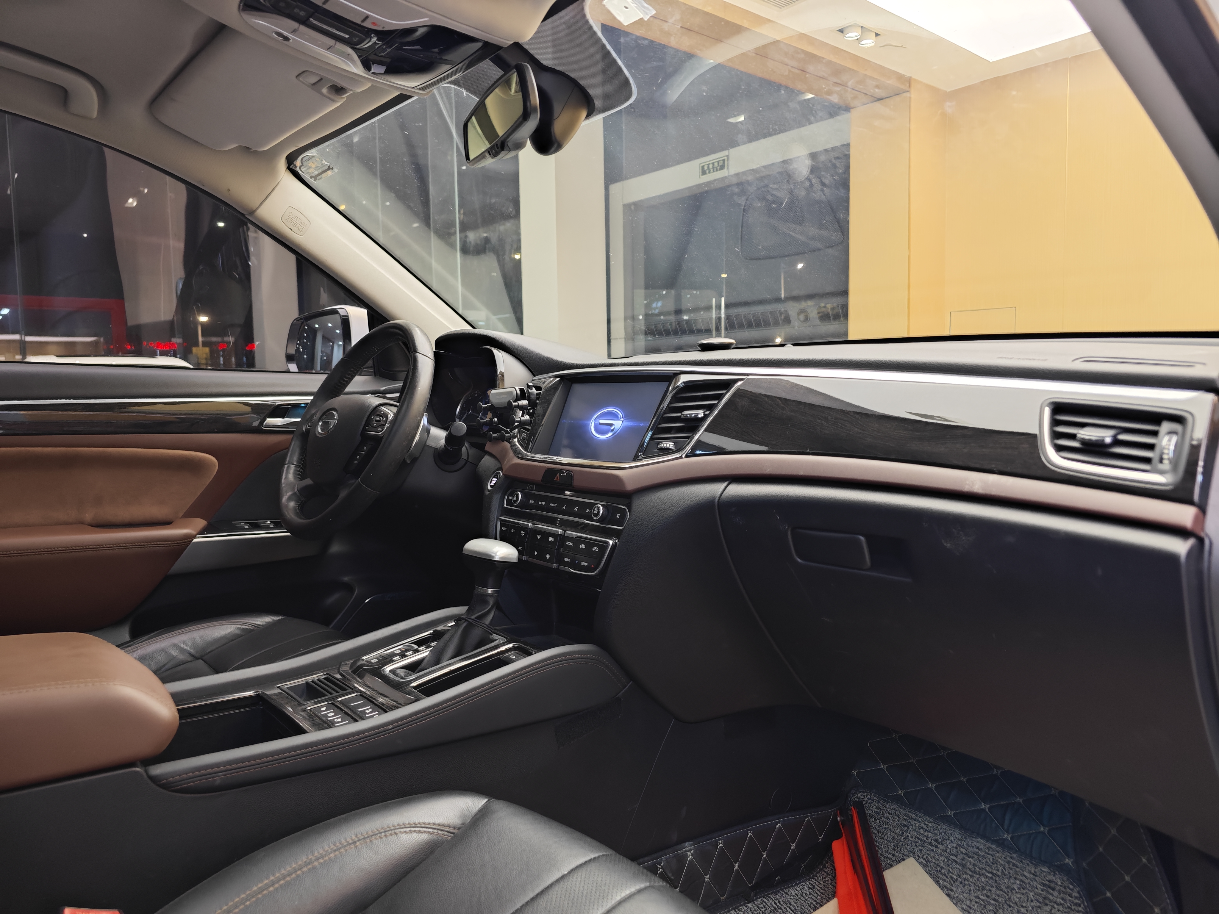 GAC Trumpchi GS8 2017 #37 GAC Trumpchi GS8 2017 car image #37