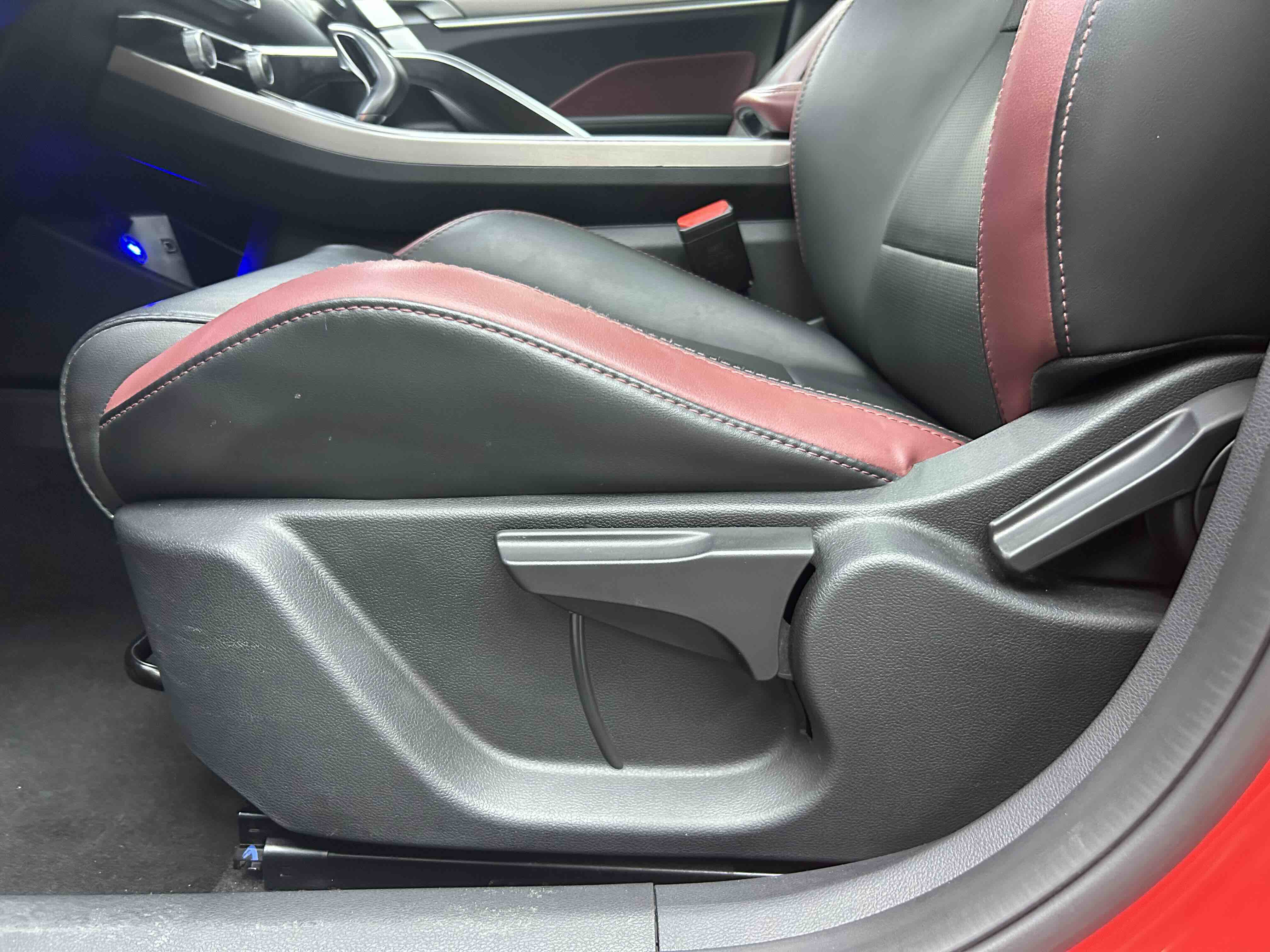 GEELY Coolray 2020 #37 GEELY Coolray 2020 car image #37