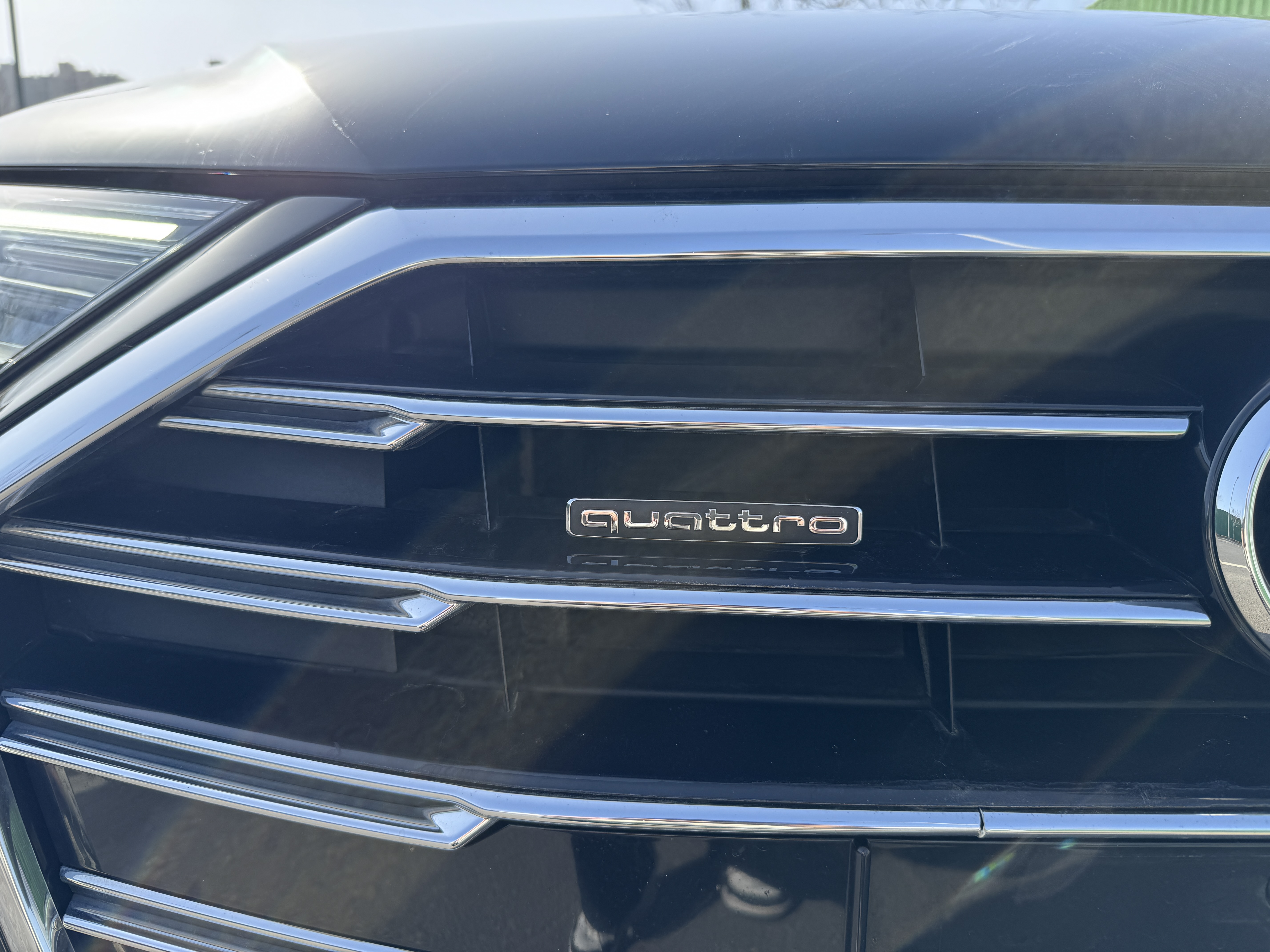 Audi A8 2022 car image #37