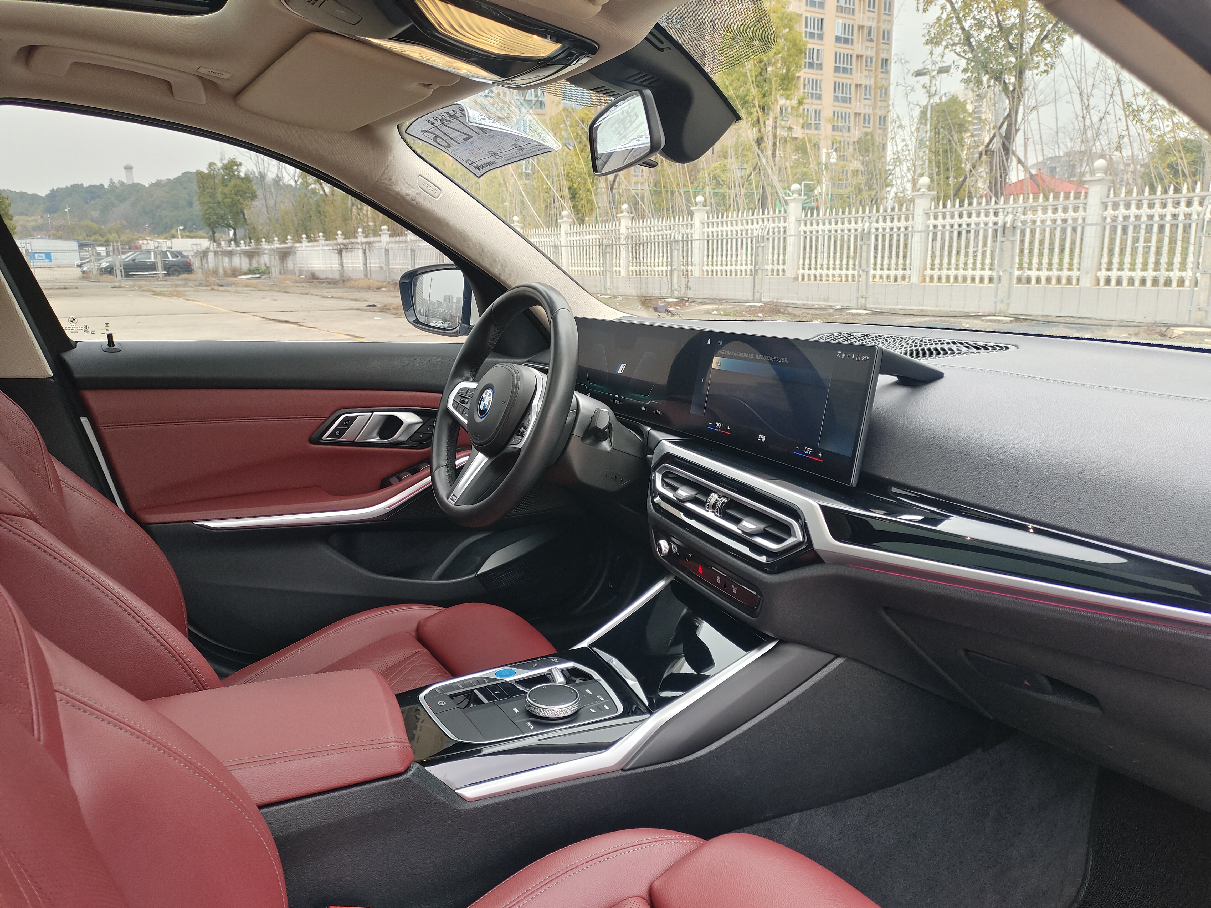 BMW i3 2023 car image #37