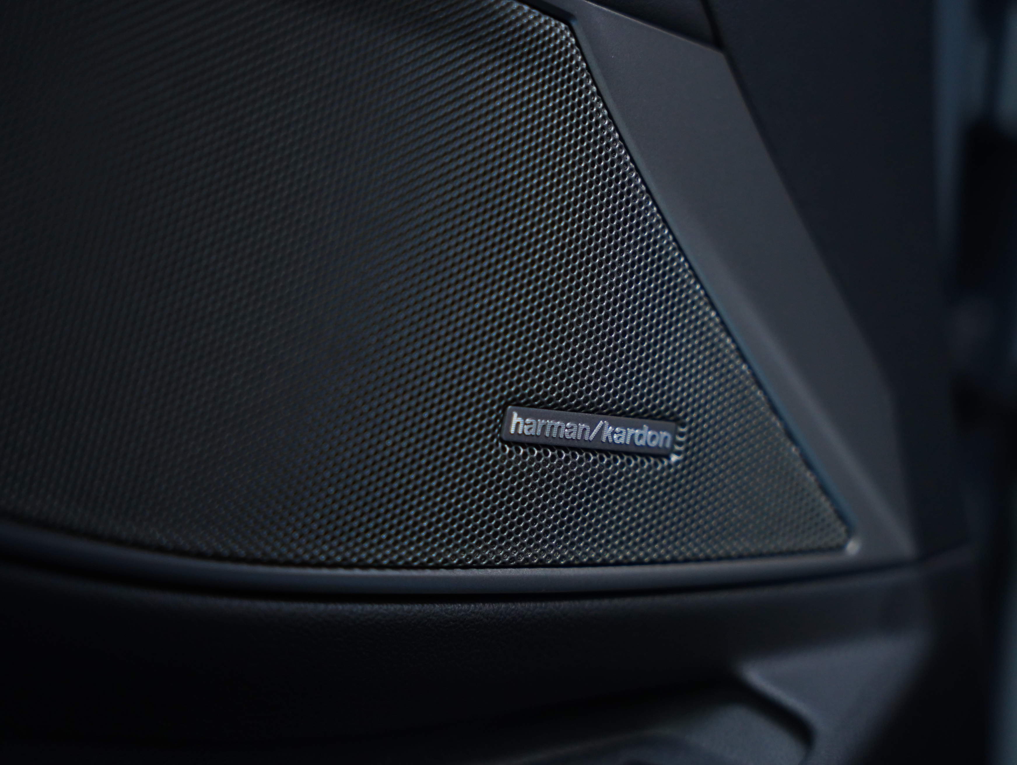 BMW M3 2024 imagen de coche #37