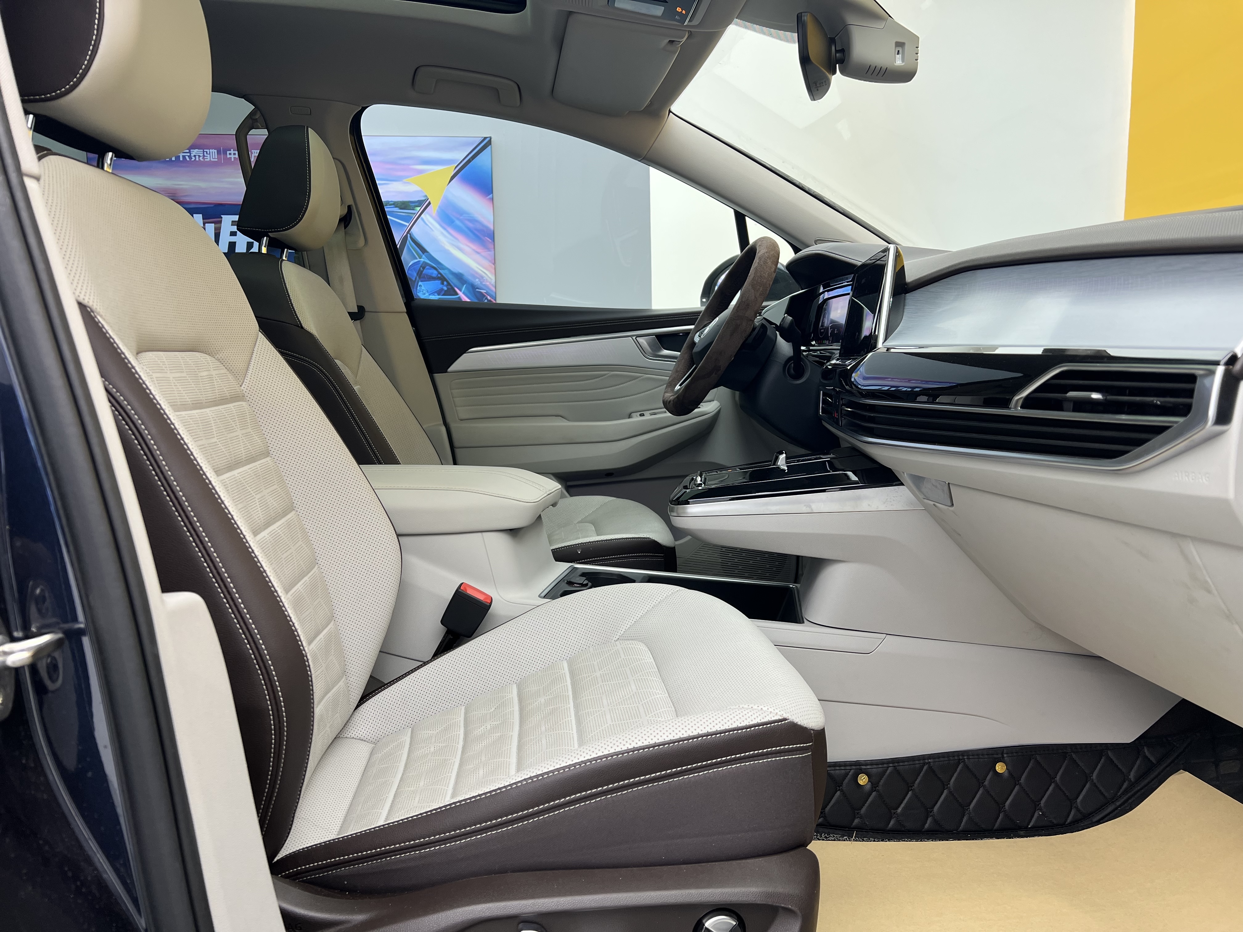 Volkswagen Talagon 2022 car image #37