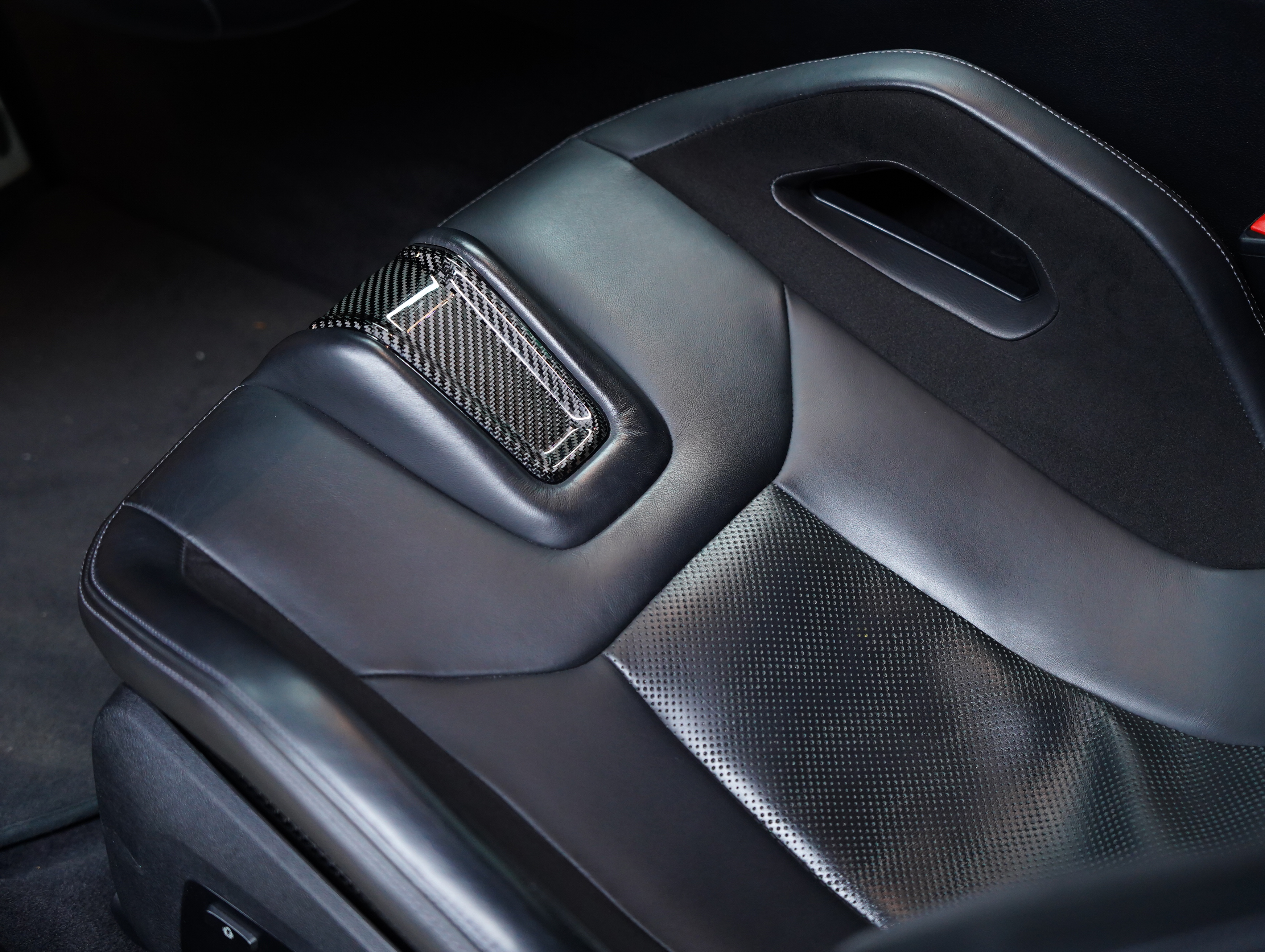 BMW M4 2023 car image #37