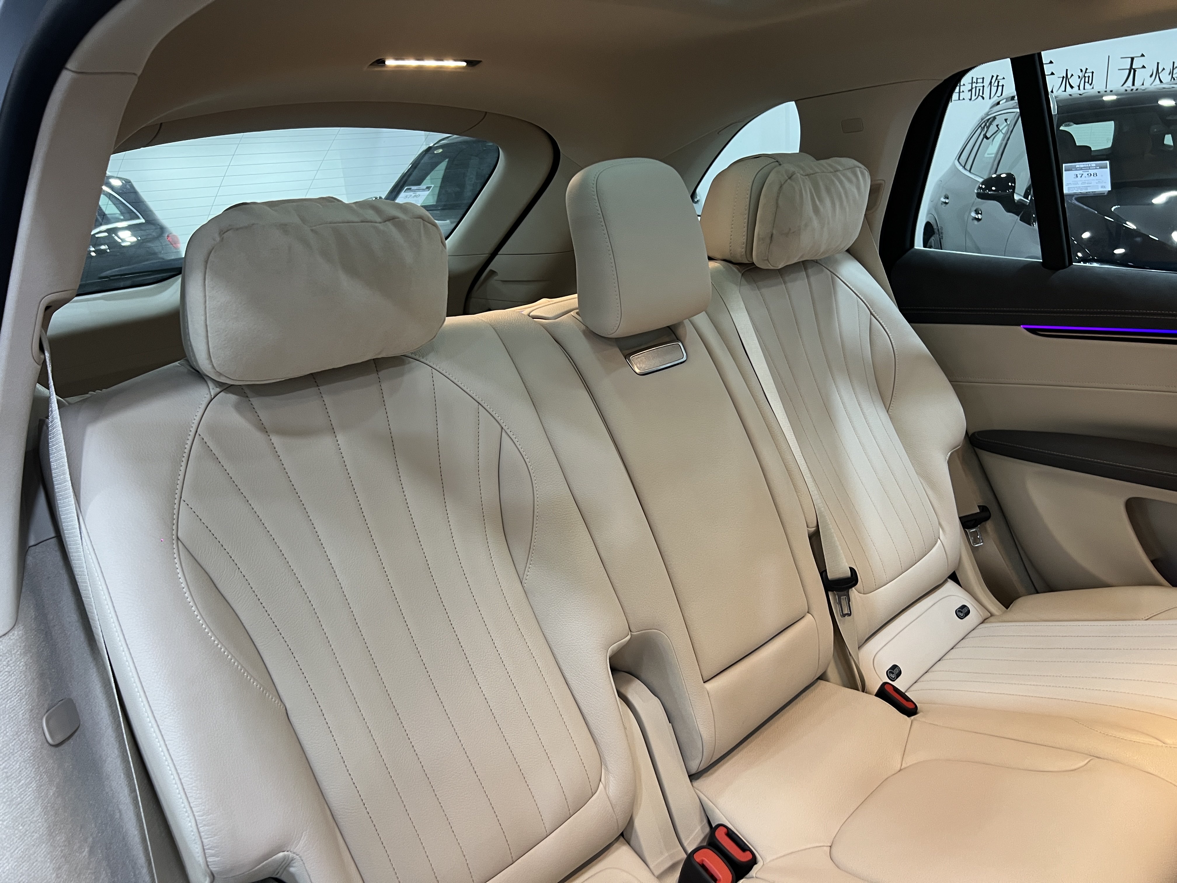 Mercedes-Benz EQS SUV 2023 car image #37