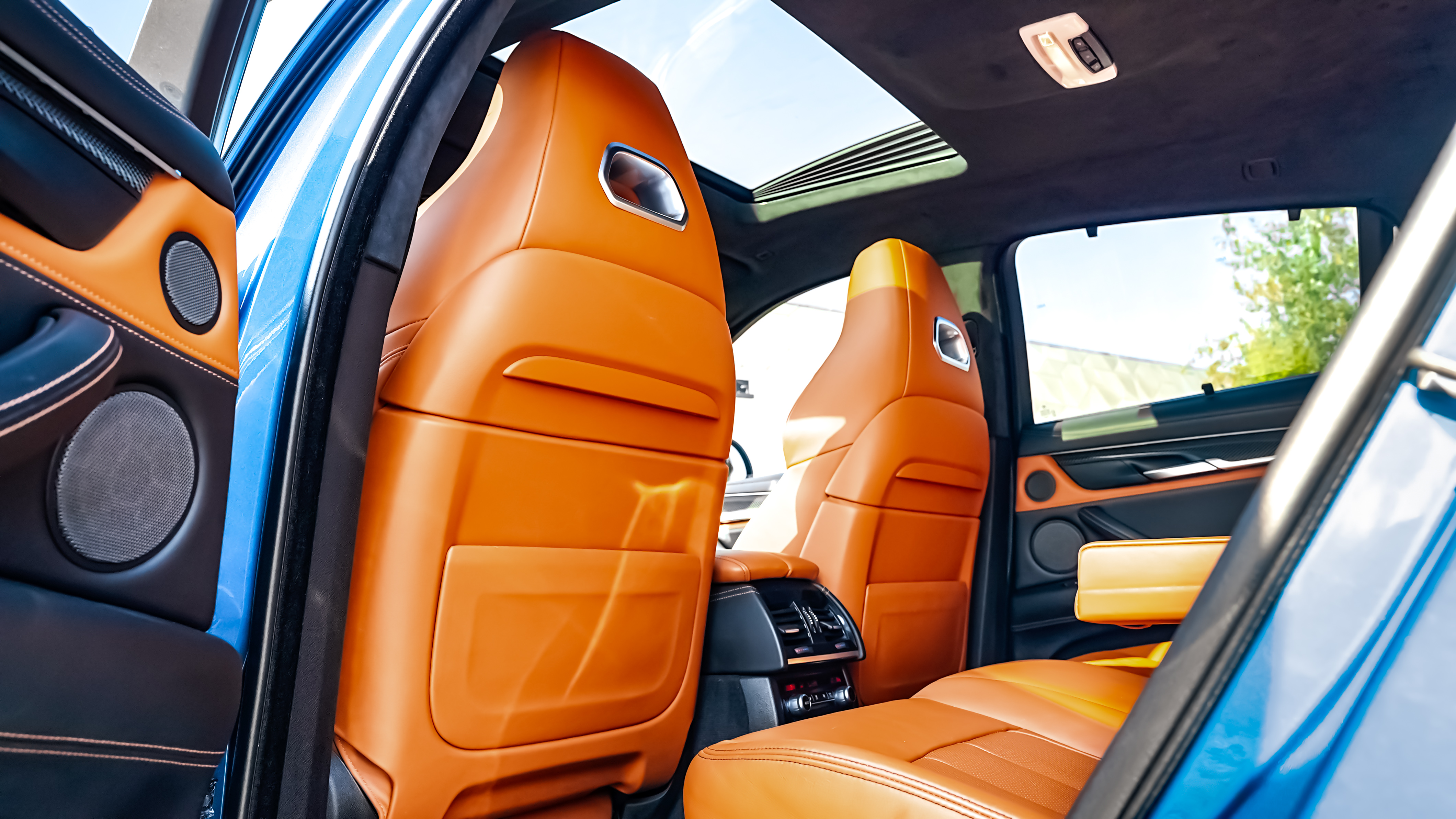 BMW X6 M 2016 car image #37