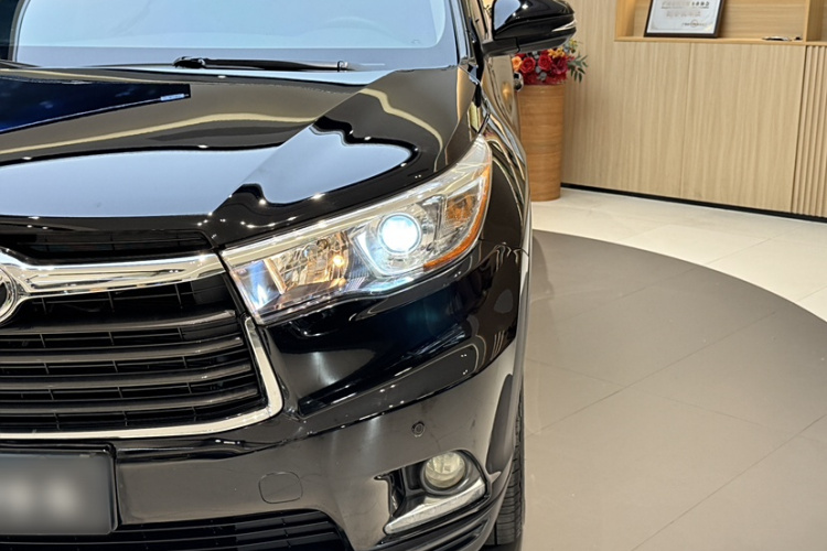 Toyota Highlander (Imported) 2016 car image #37