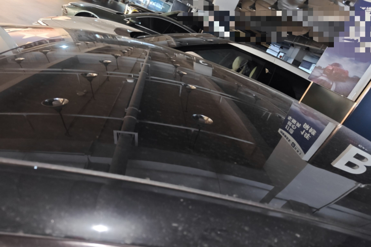 Tesla Model 3 2023 car image #37