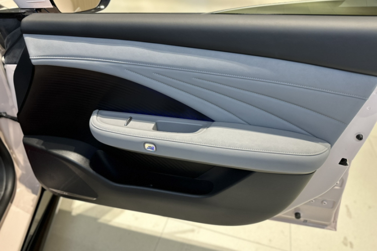 日产 日产N7 2025 汽车图片 #37