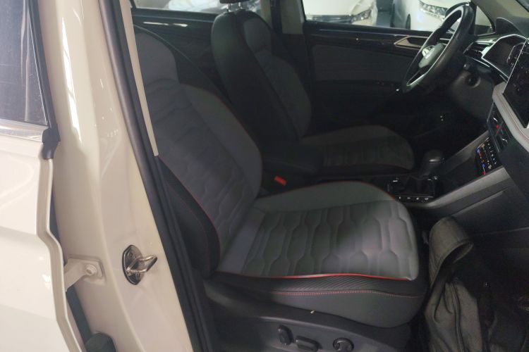 Volkswagen Tiguan L New Energy 2022 car image #37