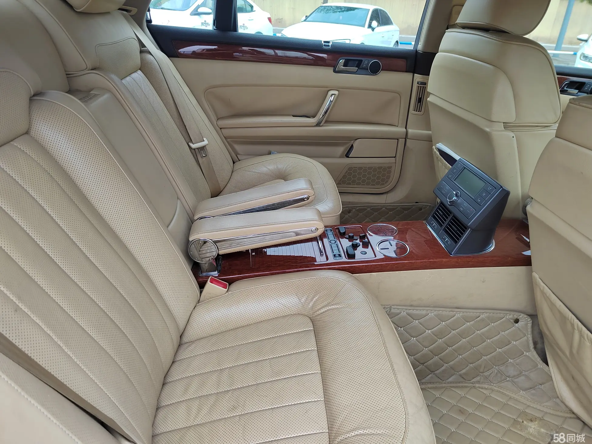 Volkswagen Pheaton 2008 immagine di auto #37