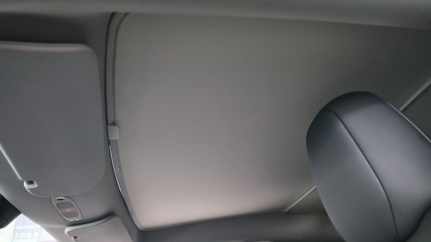 Tesla Model Y 2022 car image #8