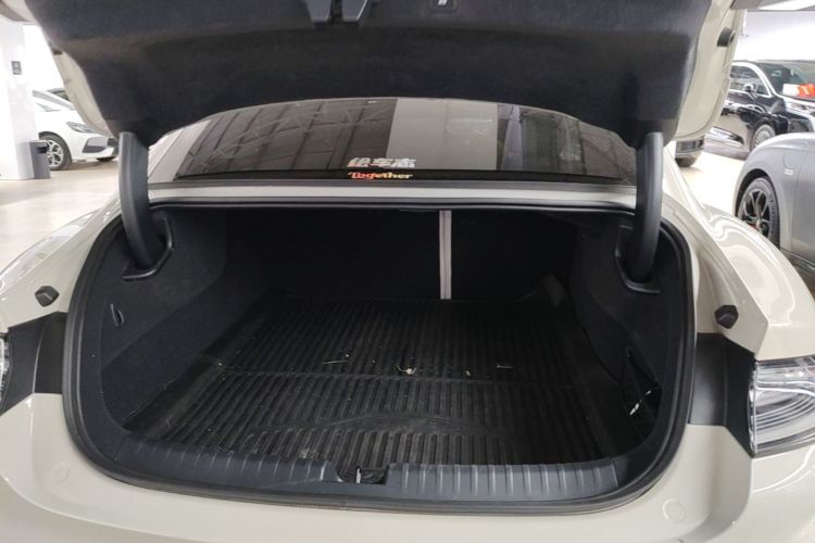 MI SU7 2024 car image #21