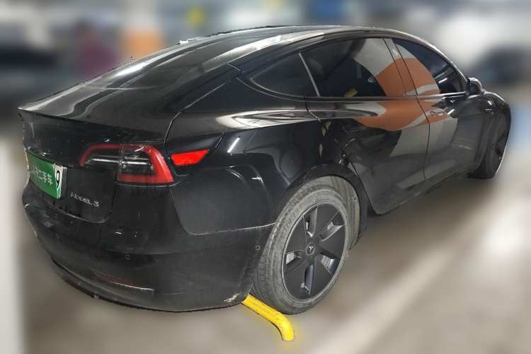 Tesla Model 3 2022 car image #5