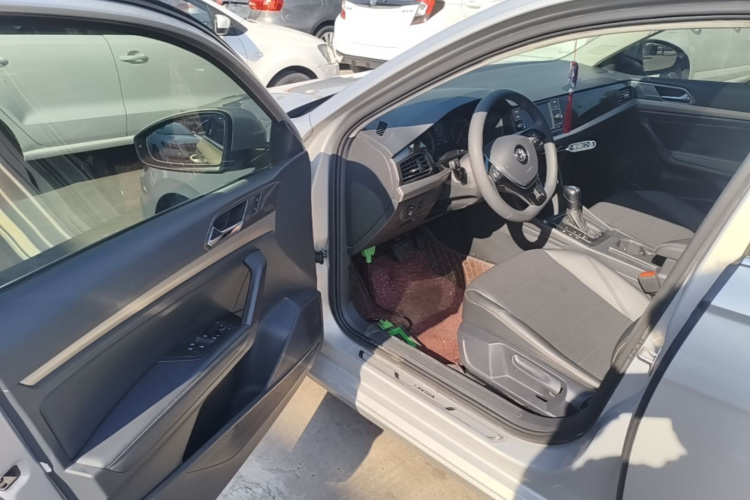 Volkswagen Lavida 2019 #16 Volkswagen Lavida 2019 car image #16