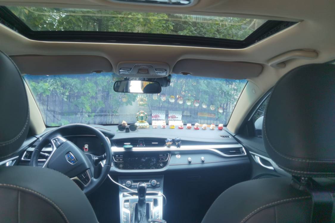 GEELY Emgrand 2019 car image #20