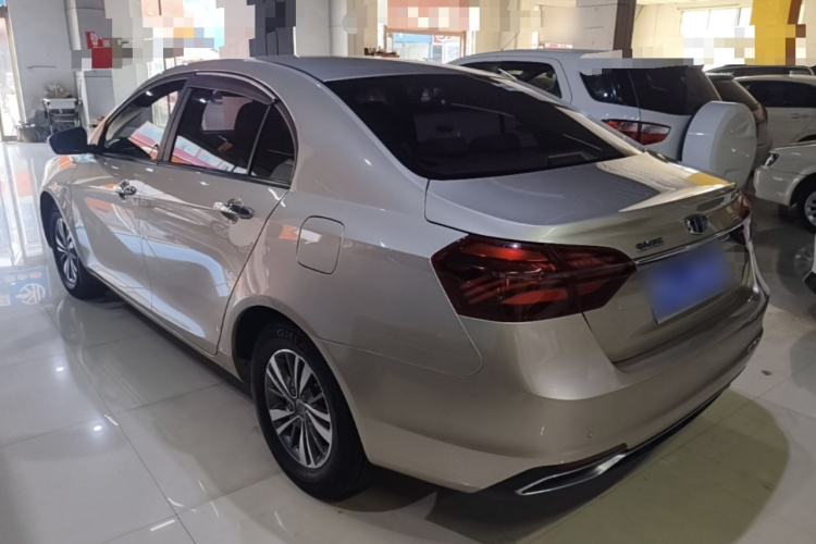 GEELY Emgrand 2018 immagine di auto #5