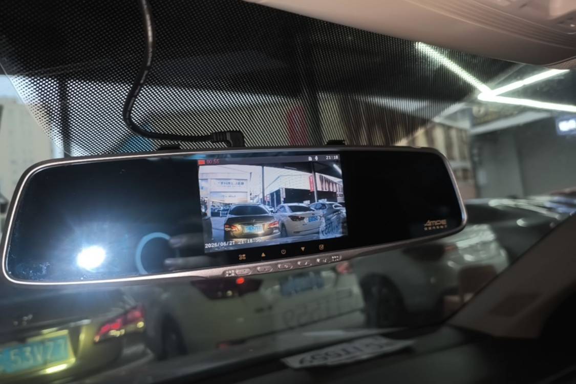 Volkswagen T-Cross 2020 immagine di auto #22