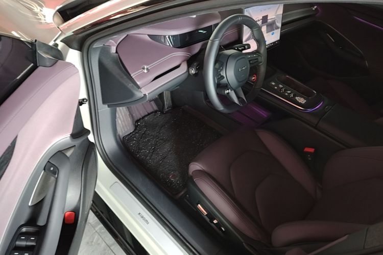 MI SU7 2025 car image #12