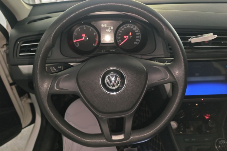 Volkswagen Lavida 2020 car image #11