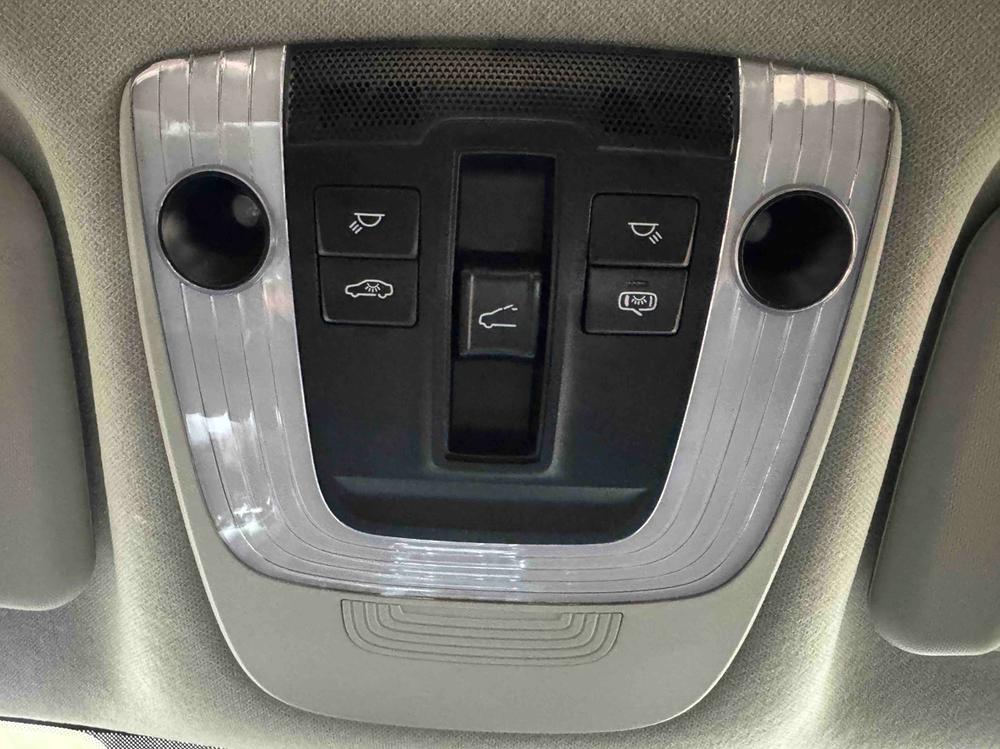 Kia Seltos 2023 image de voiture #10
