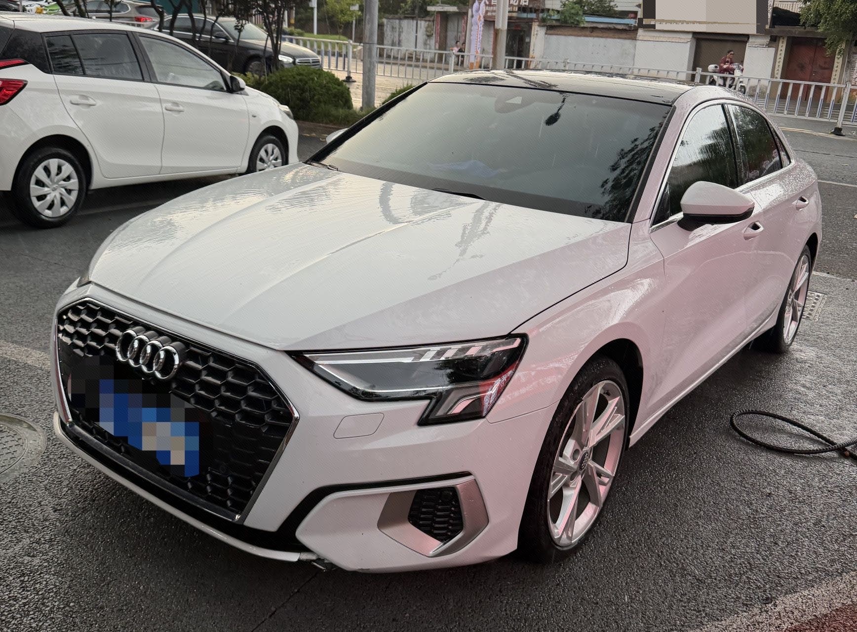2021 immagine di auto 
