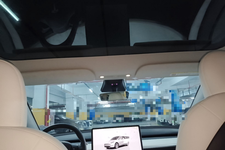 Tesla Model Y 2022 #18 Tesla Model Y 2022 car image #18