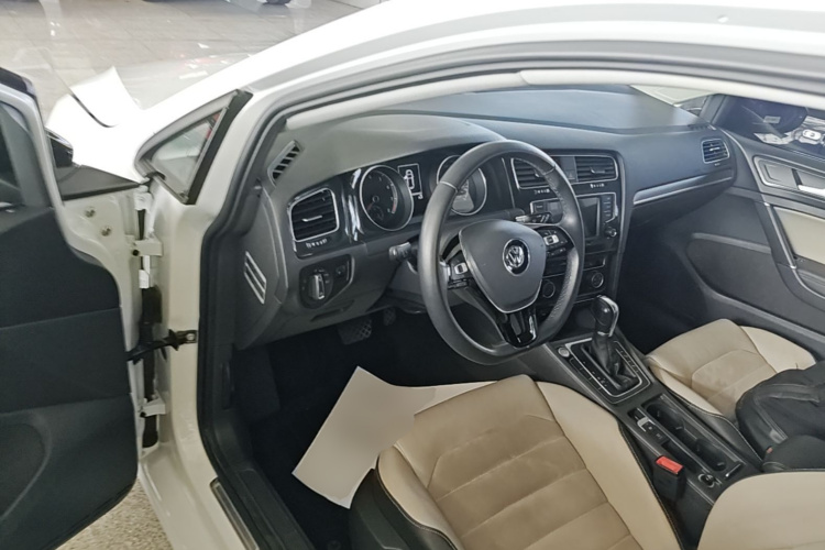 Volkswagen Golf 2017 #16 Volkswagen Golf 2017 car image #16
