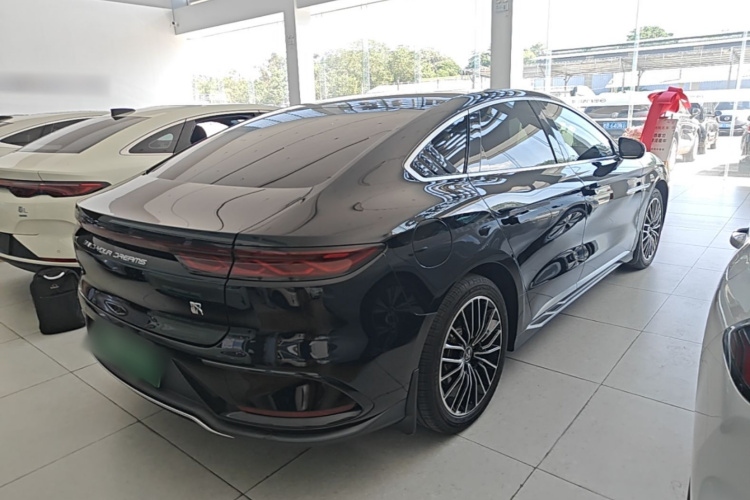 BYD Han 2023 imagem de carro #7
