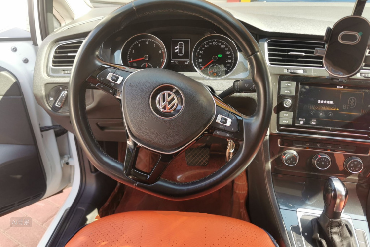 Volkswagen Golf 2019 #12 Volkswagen Golf 2019 car image #12