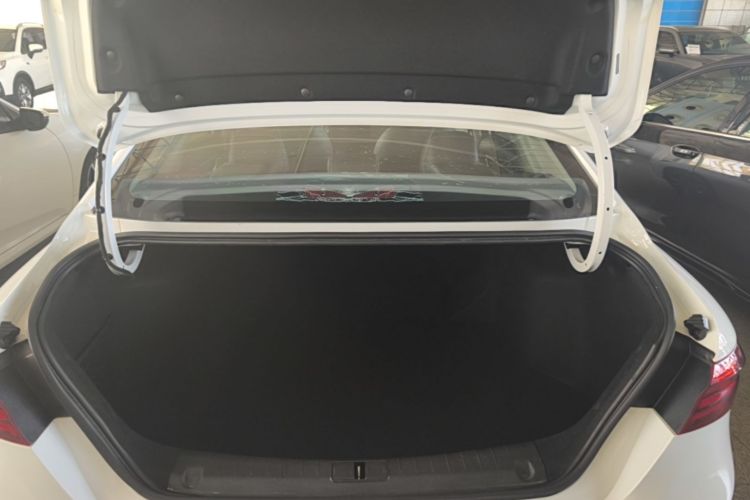 GEELY Binray 2022 immagine di auto #19