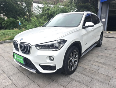 BMW X1 2018 BMW X1 2018 car image
