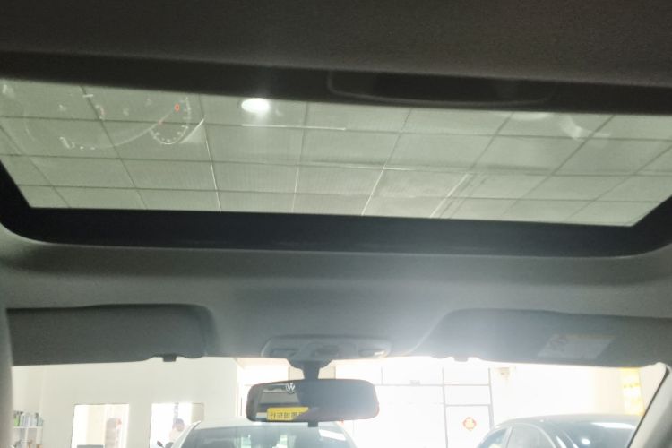 GEELY Coolray 2021 car image #18