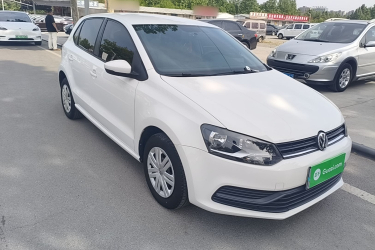 Volkswagen Polo 2016 car image #4