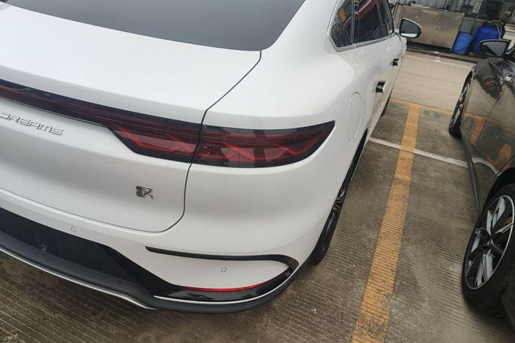 BYD Han 2022 car image #8