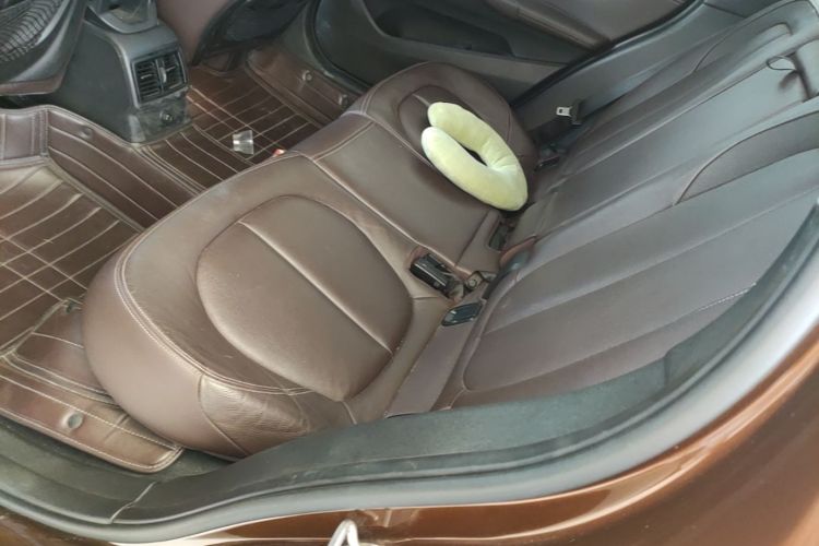 BMW X1 2019 car image #17