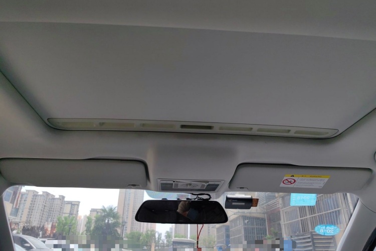 Skoda Rapid 2016 car image #20